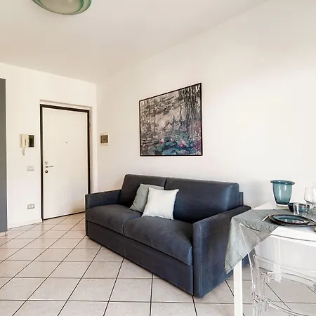 Apartment Tiny Blue - By Myhomeincomo