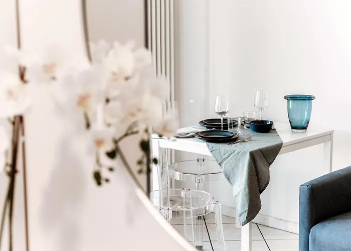 Apartamento Tiny Blue - By Myhomeincomo Como