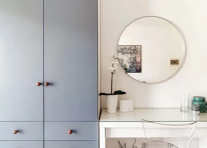 Tiny Blue - By Myhomeincomo Como