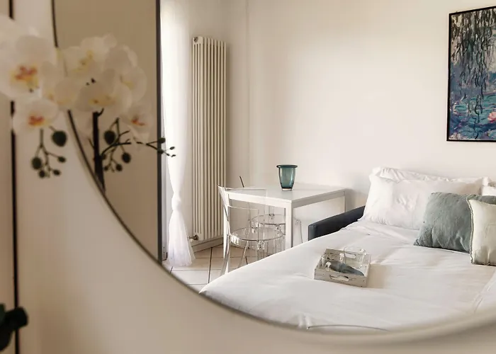 Apartamento Tiny Blue - By Myhomeincomo Como